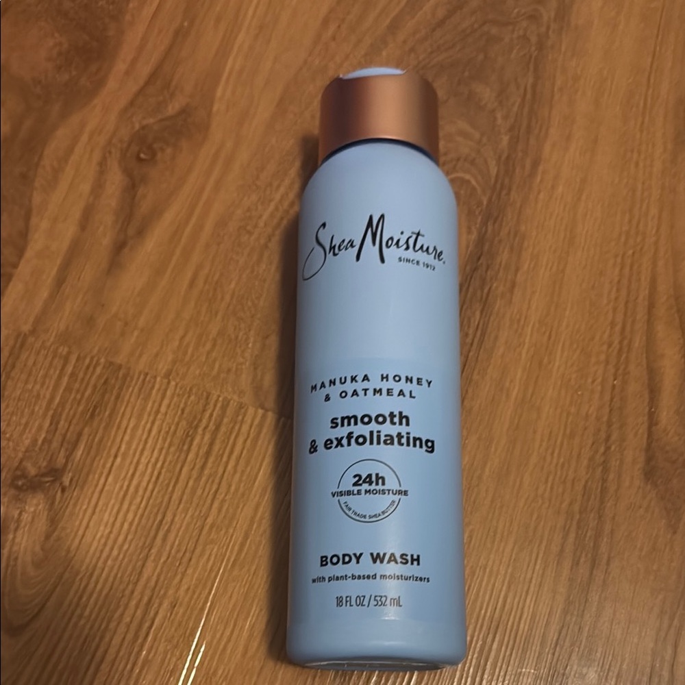 Shea Moisture Smooth & Exfoliating Body Wash Manuka Honey and Oatmeal